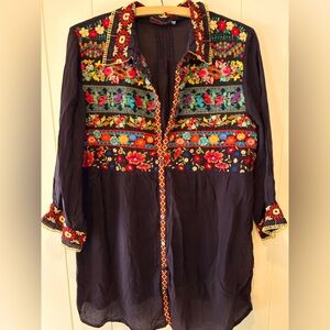 JOHNNY WAS Embroidered button-up/tunic, size Small, in purple